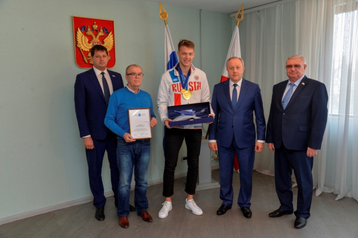 Валерий Радаев поздравил студента СГЮА с победой на чемпионате мира