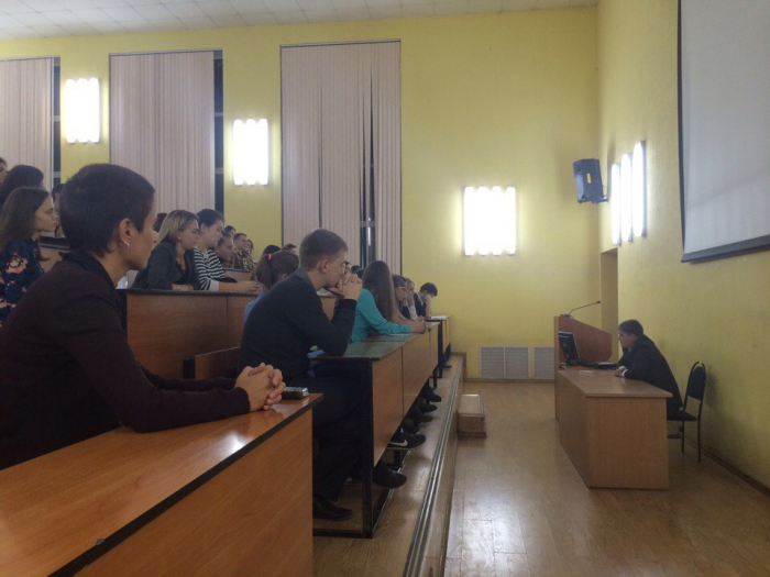 Студенты СГЮА встретились с судьей Октябрьского районного суда