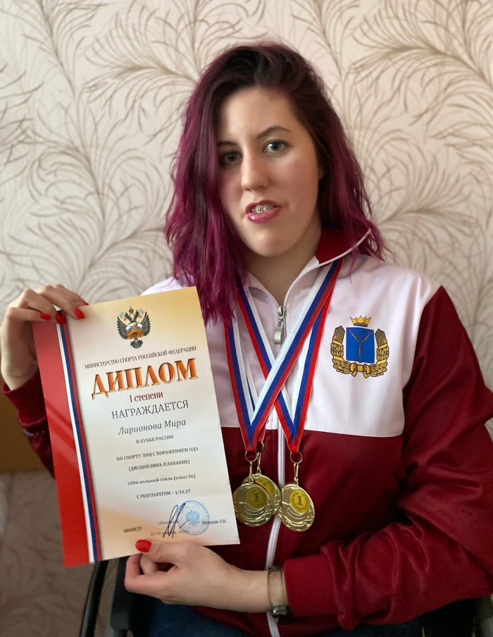 Студентка СГЮА завоевала три золотых медали на Кубке России по плаванию