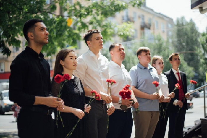 Студенты и руководство Института прокуратуры СГЮА почтили память Александра Чугунова