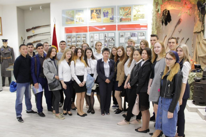 Студенты академии посетили выставку зала истории ФСБ