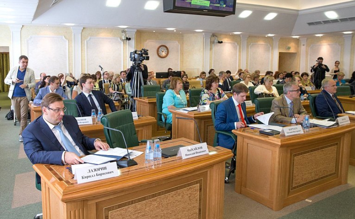 Профессор СГЮА приняла участие в парламентских слушаниях