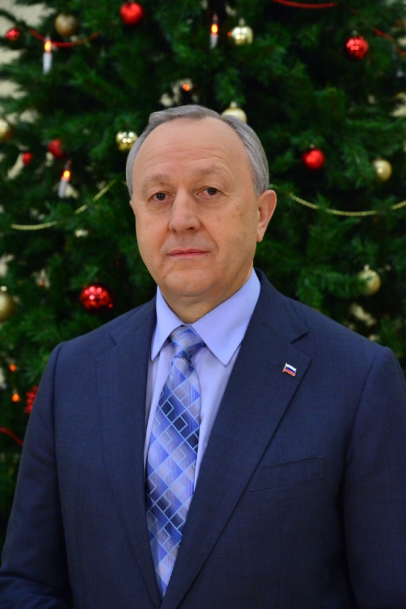 Поздравление губернатора области В.В.Радаева с Новым годом и Рождеством
