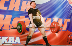 Студент СГЮА завоевал серебро на первенстве России по пауэрлифтингу