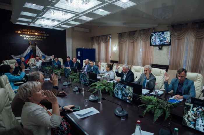 + 2 кандидата юридических наук!
